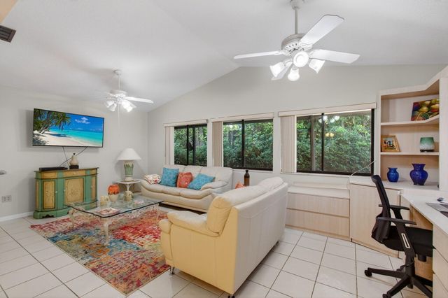 2925 RIVIERA Drive, Delray Beach, FL 33445