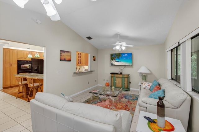 2925 RIVIERA Drive, Delray Beach, FL 33445