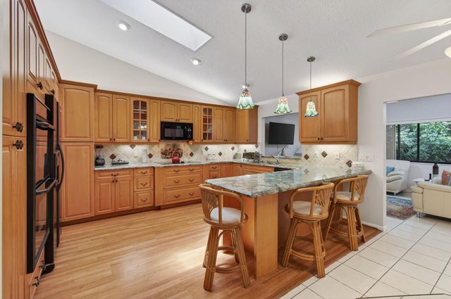 2925 RIVIERA Drive, Delray Beach, FL 33445