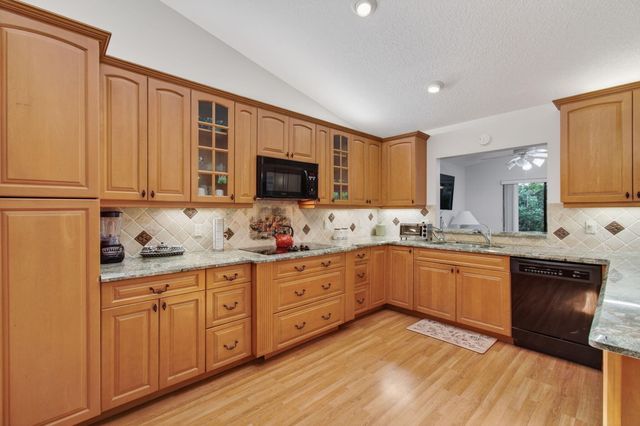 2925 RIVIERA Drive, Delray Beach, FL 33445
