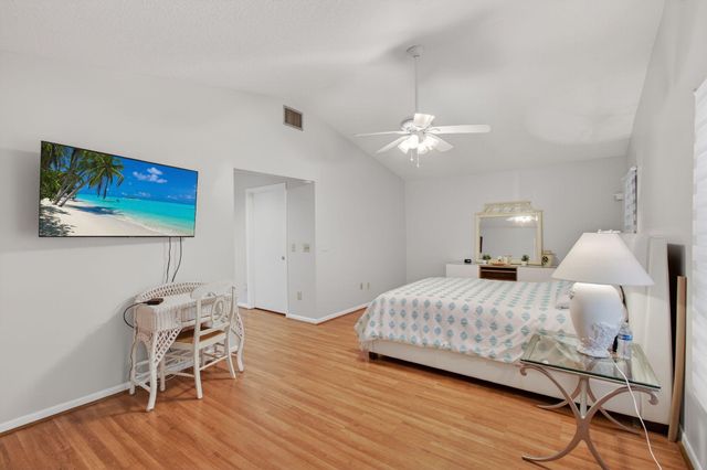 2925 RIVIERA Drive, Delray Beach, FL 33445