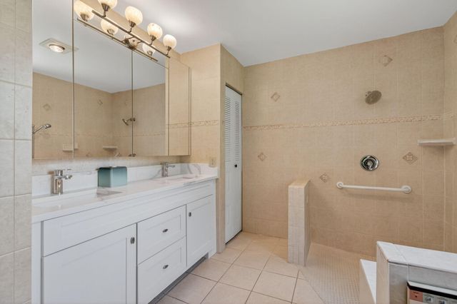 2925 RIVIERA Drive, Delray Beach, FL 33445
