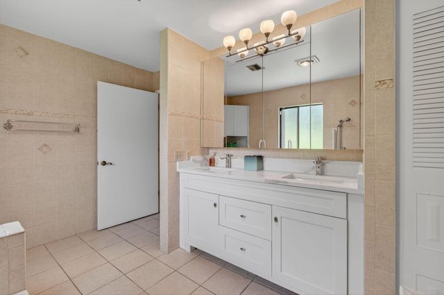 2925 RIVIERA Drive, Delray Beach, FL 33445