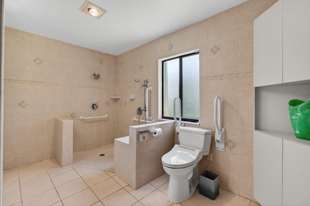 2925 RIVIERA Drive, Delray Beach, FL 33445