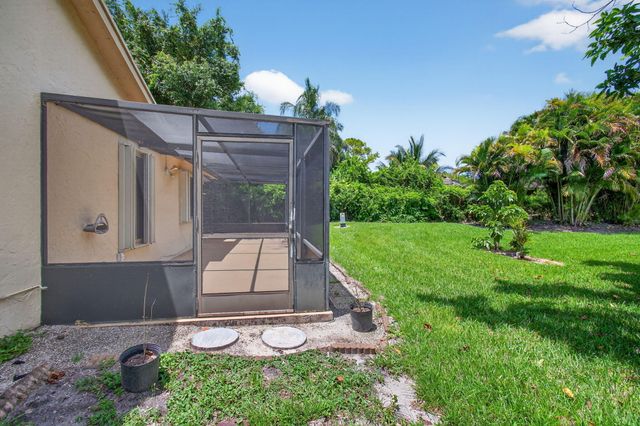 2925 RIVIERA Drive, Delray Beach, FL 33445