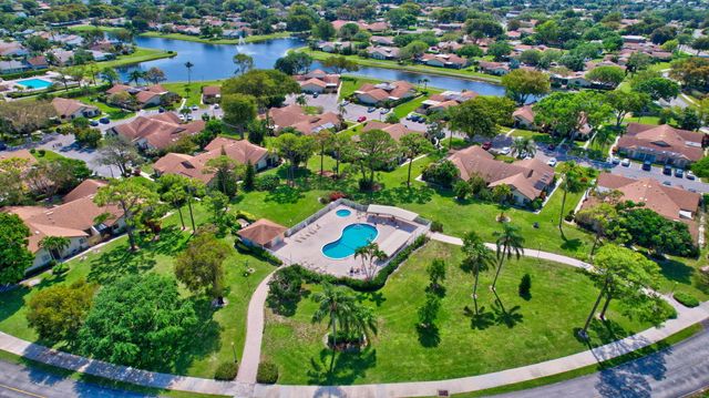 2925 RIVIERA Drive, Delray Beach, FL 33445
