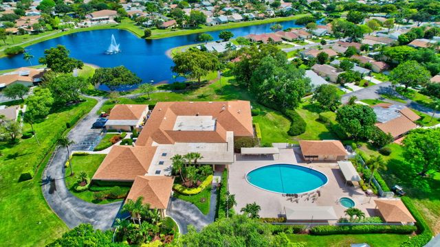 2925 RIVIERA Drive, Delray Beach, FL 33445