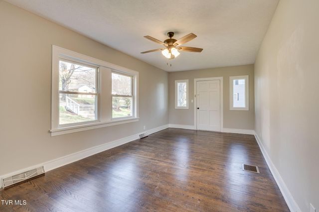 420 Circle Drive, Rogersville, TN 37857