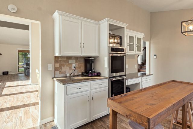 2811 Crowley Court, Arlington, TX 76012