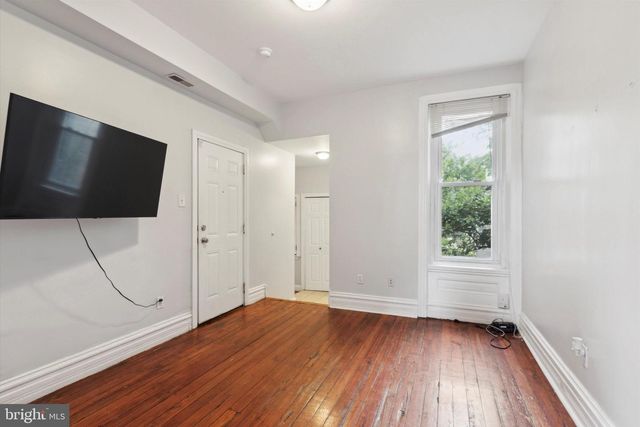 1729 W MONTGOMERY AVE, Philadelphia, PA 19121