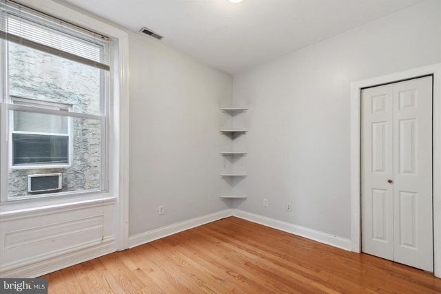 1729 W MONTGOMERY AVE, Philadelphia, PA 19121