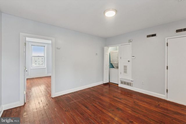 1729 W MONTGOMERY AVE, Philadelphia, PA 19121