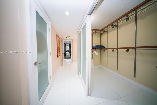 1717 N Bayshore Dr A-3646, Miami, FL 33132