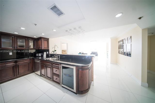 1717 N Bayshore Dr A-3646, Miami, FL 33132