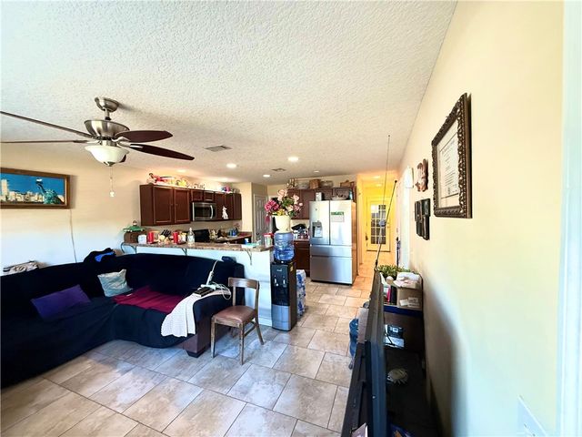 387 Burton Street, Nahunta, GA 31553