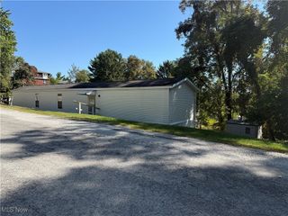 50023 Lin Chris Drive, St Clairsville, OH 43950