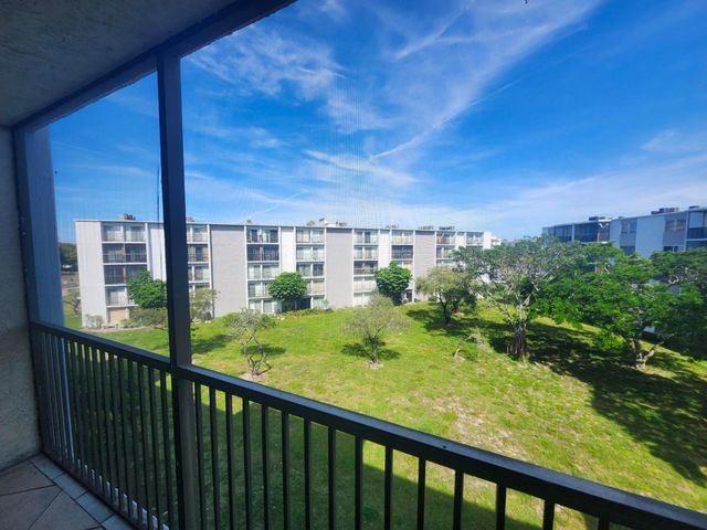 8750 N Sherman Circle N 406, Miramar, FL 33025