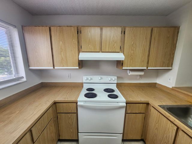 8750 N Sherman Circle N 406, Miramar, FL 33025
