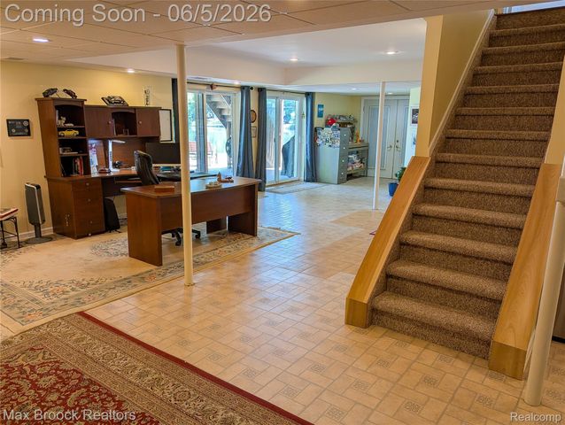 5415 White Hall Circle Circle, West Bloomfield Charter Township, MI 48323
