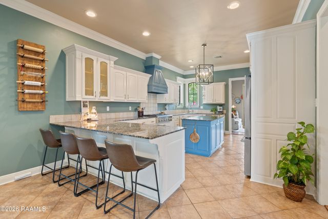 606 Farmington Drive, Lafayette, LA 70503