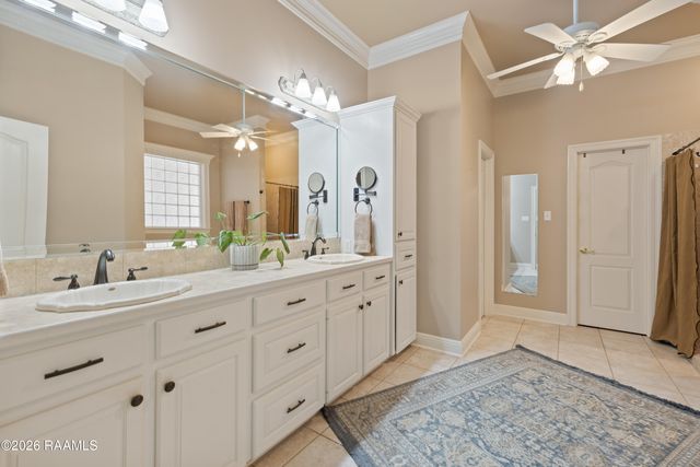 606 Farmington Drive, Lafayette, LA 70503