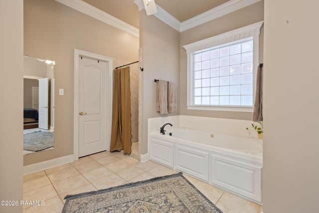 606 Farmington Drive, Lafayette, LA 70503