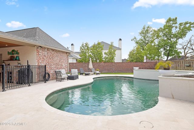 606 Farmington Drive, Lafayette, LA 70503