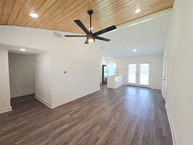 6103 Calmar CV, Austin, TX 78721