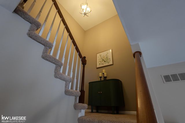 45744 Limerick Drive, Macomb, MI 48044