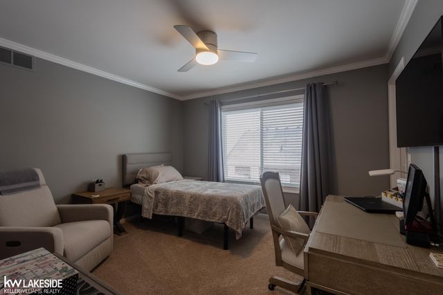 45744 Limerick Drive, Macomb, MI 48044