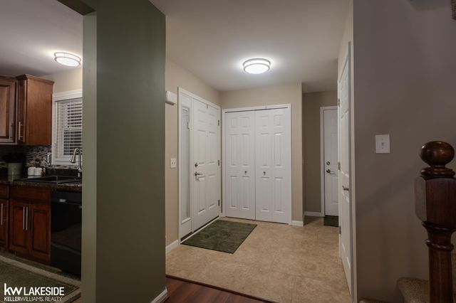 45744 Limerick Drive, Macomb, MI 48044