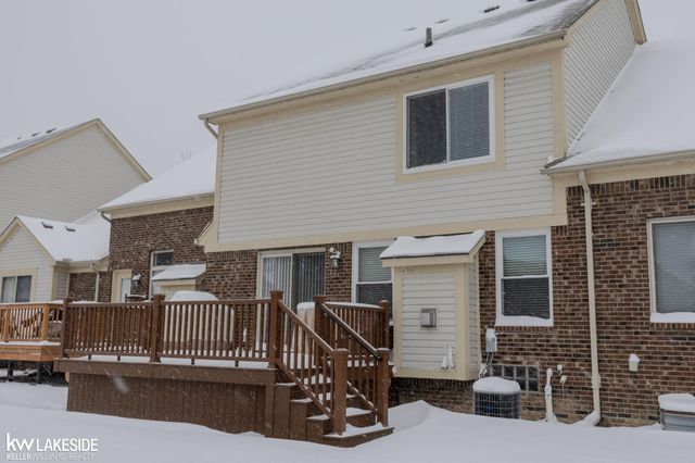 45744 Limerick Drive, Macomb, MI 48044