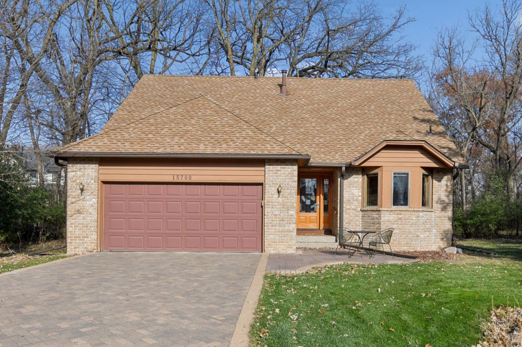 15700 La Bon Terrace, Minnetonka, MN 55345