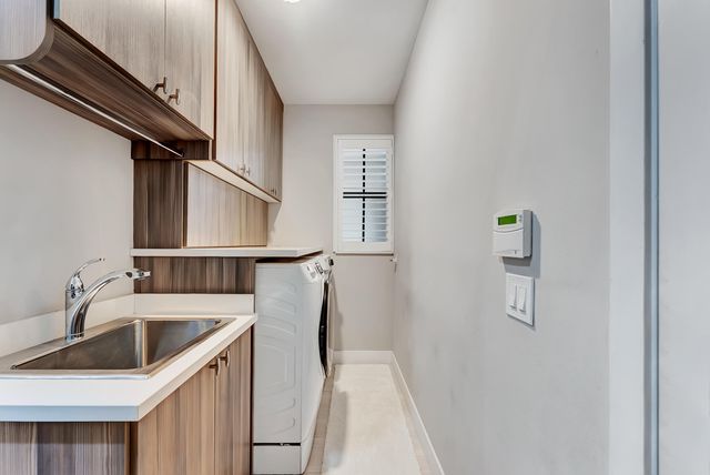 8701 Waterview Terrace, Parkland, FL 33076