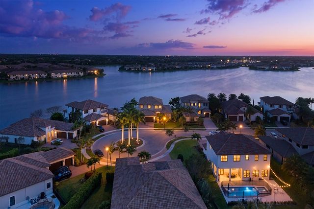 8701 Waterview Terrace, Parkland, FL 33076