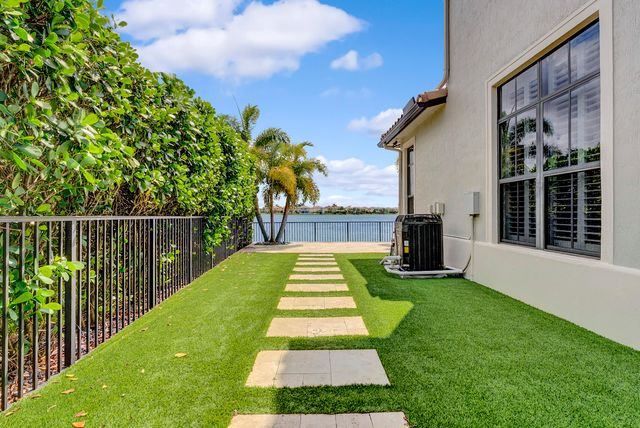 8701 Waterview Terrace, Parkland, FL 33076