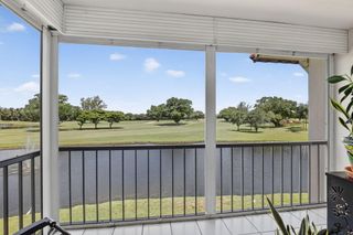 9923 S Hollybrook Lake Drive 305, Pembroke Pines, FL 33025