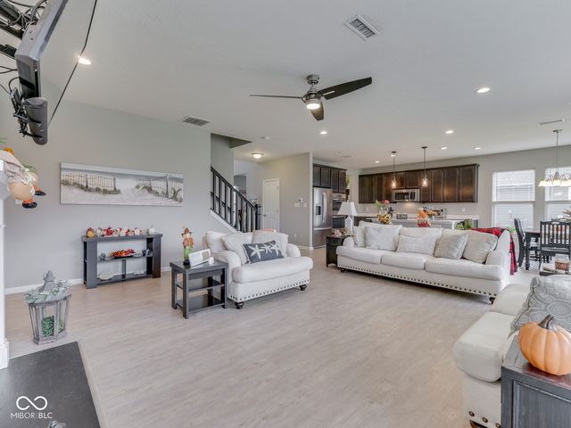 4380 Fox Hunt Drive, Bargersville, IN 46106