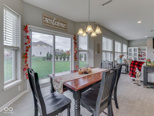 4380 Fox Hunt Drive, Bargersville, IN 46106