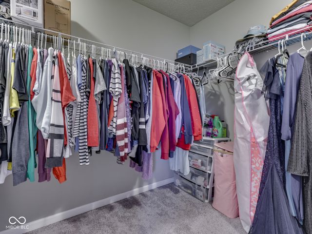 4380 Fox Hunt Drive, Bargersville, IN 46106