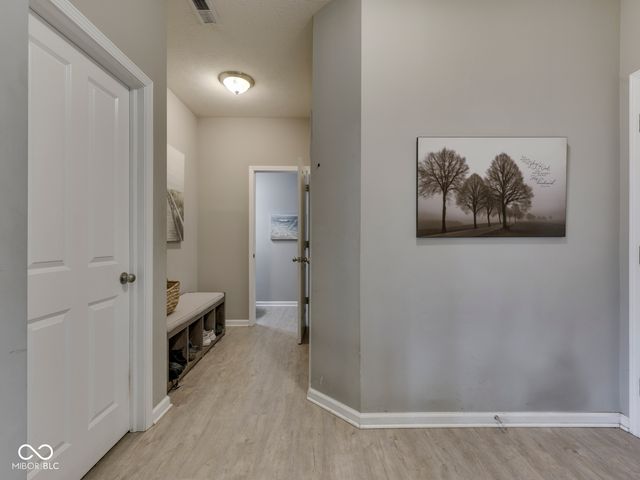 4380 Fox Hunt Drive, Bargersville, IN 46106