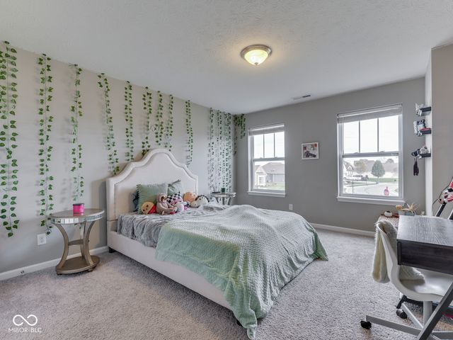 4380 Fox Hunt Drive, Bargersville, IN 46106