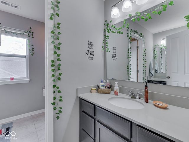 4380 Fox Hunt Drive, Bargersville, IN 46106