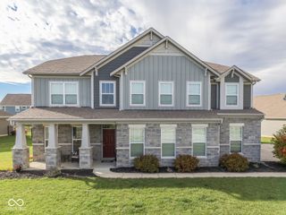4380 Fox Hunt Drive, Bargersville, IN 46106