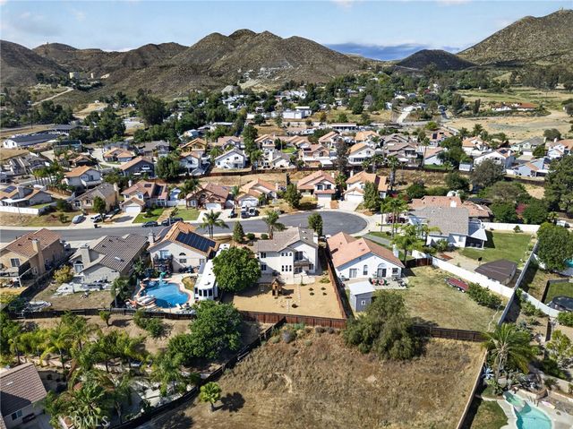 22425 22425 Shore View Court, Wildomar, CA 92595