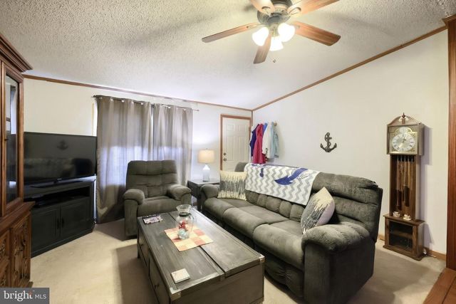 145 CHESAPEAKE EST, Thomasville, PA 17364