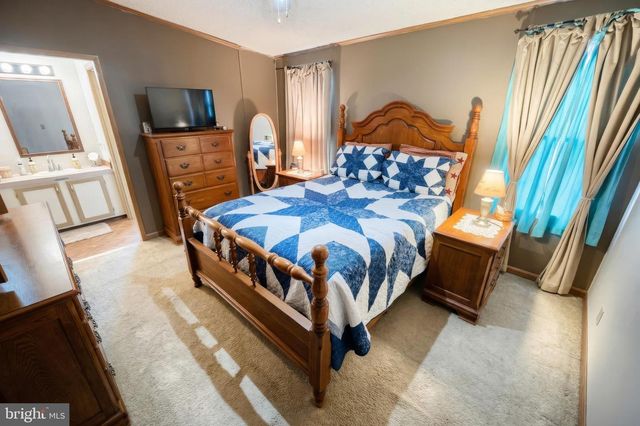 145 CHESAPEAKE EST, Thomasville, PA 17364