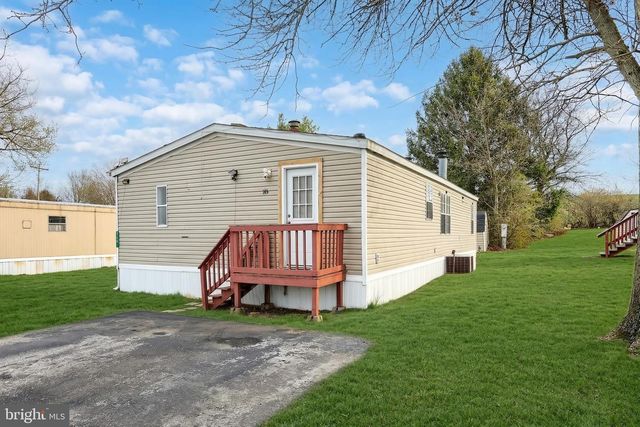 145 CHESAPEAKE EST, Thomasville, PA 17364