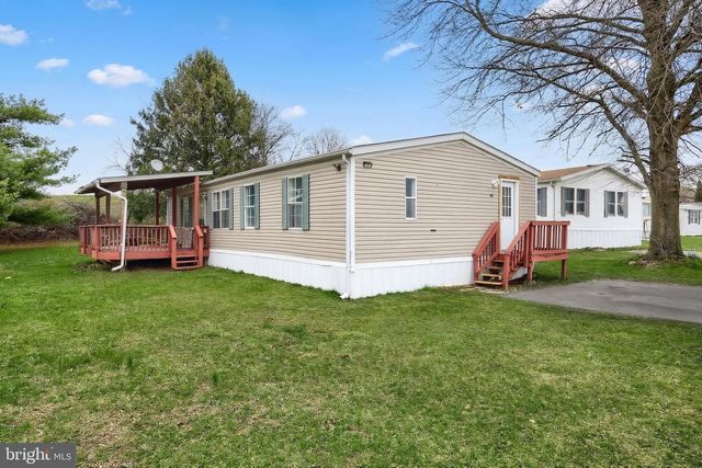 145 CHESAPEAKE EST, Thomasville, PA 17364