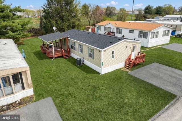 145 CHESAPEAKE EST, Thomasville, PA 17364